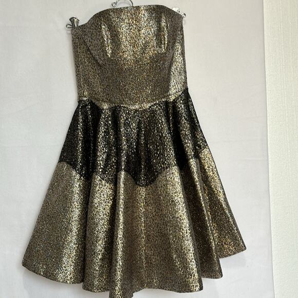 Anthropologie FB by Sachin & Babi Foil Brocade Strapless Mini Dress Size 0 - Picture 3 of 12